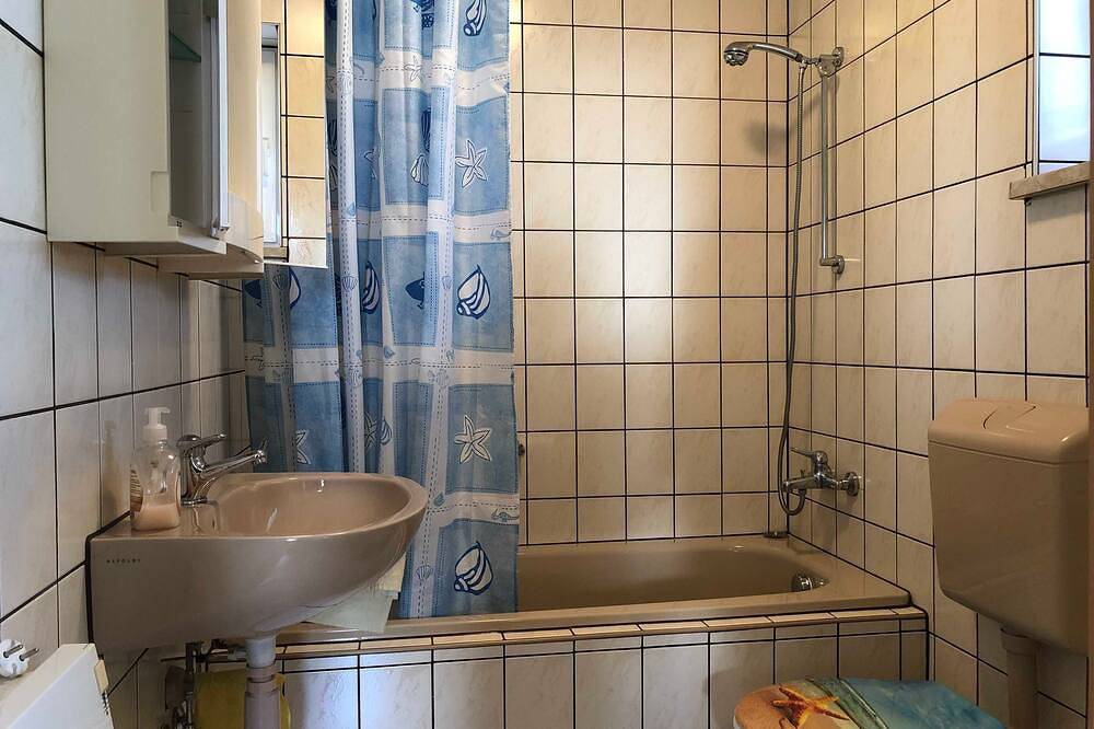Ganze Wohnung, Ferienwohnung Fischer / Reif - Fewo Fischer / Reif in Saalfelder Höhe, Saalfeld/Saale