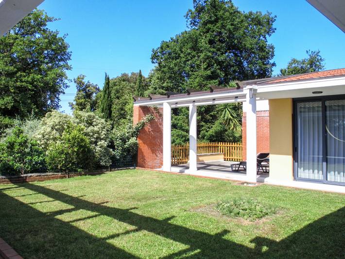 Apartamento de vacaciones para 4 personas, con terraza y jardín - 1