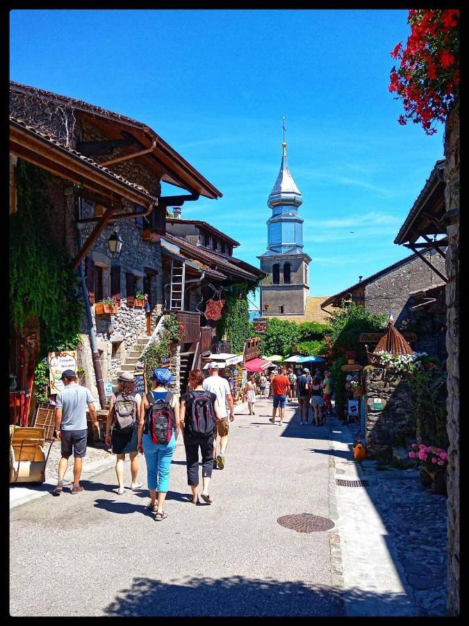 Gîte pour 4 personnes, avec terrasse ainsi que vue sur le lac et vue à Excenevex - 4