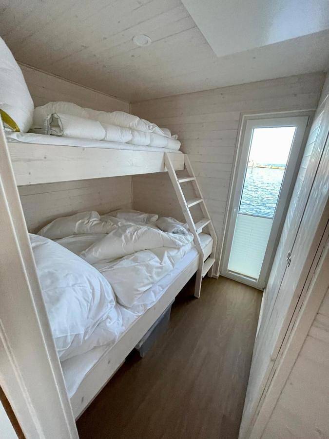 Ferienhaus für 5 Personen, mit Ausblick und Terrasse in Burgtiefe - 2