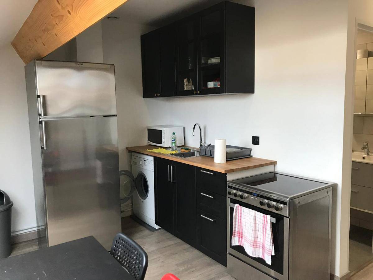Appartement entier, One-Bedroom Apartment in Chilly-Mazarin, Essonne