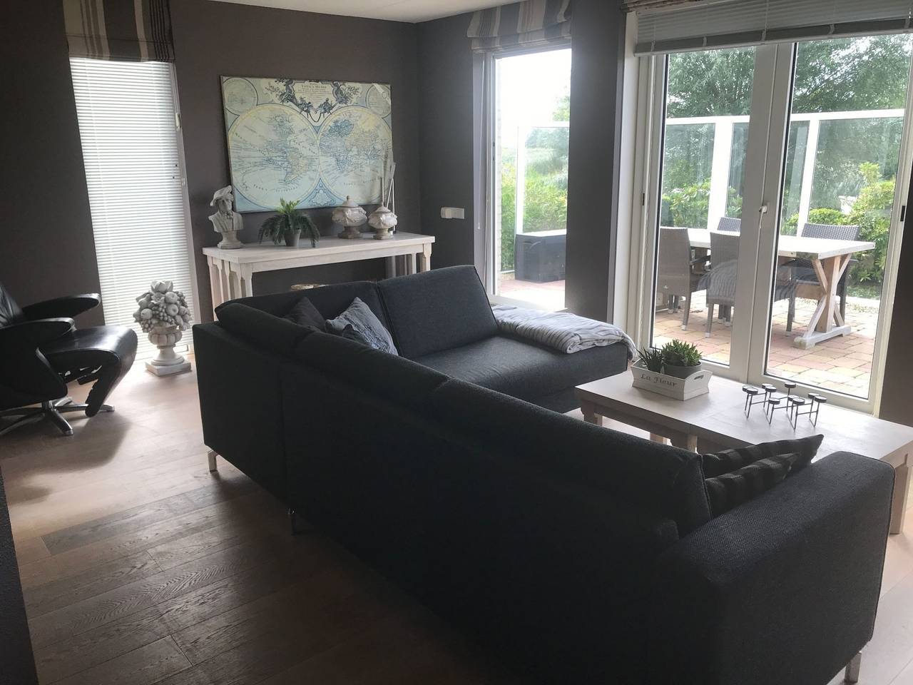 Melkstaartje in Makkum, Ijsselmeer