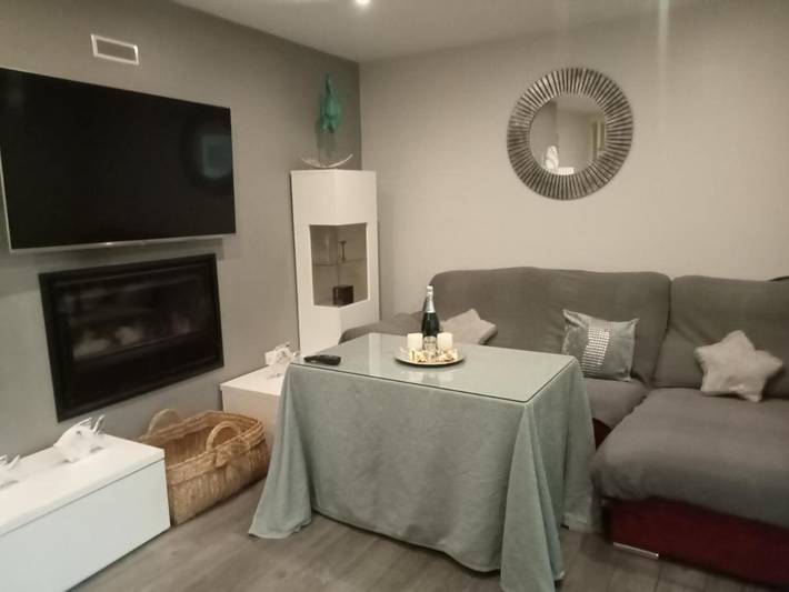 Apartamento para 7 personas, con Balcón además de Terraza y Vistas en Igualeja