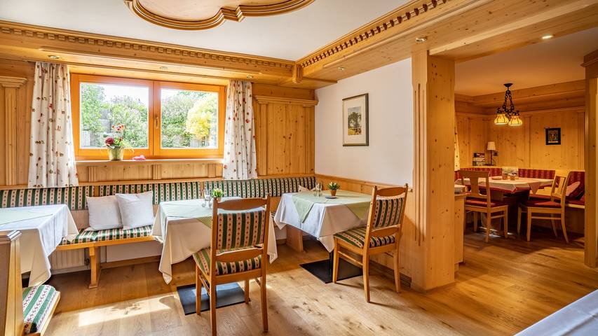 Gästehäuser Schwemmbauer - double room in Reit im Winkl, Alpes Bávaros