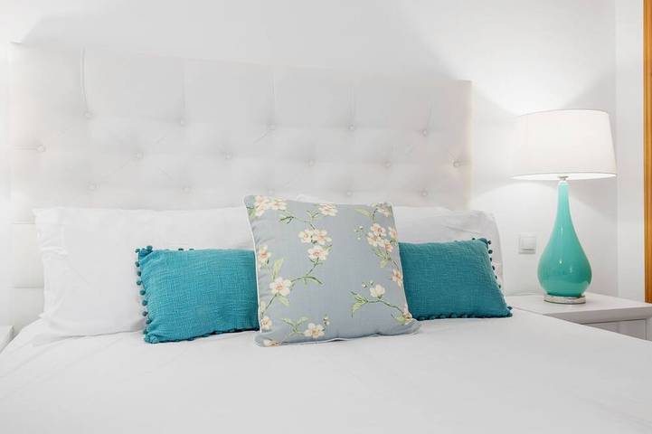 Ganze Wohnung, 2 Bed Apartment in Benahavis in Val de Guadalmina, Benahavís