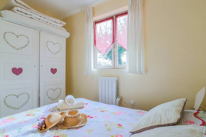 Location de vacances pour 6 personnes, avec jardin à Gueschart - 3