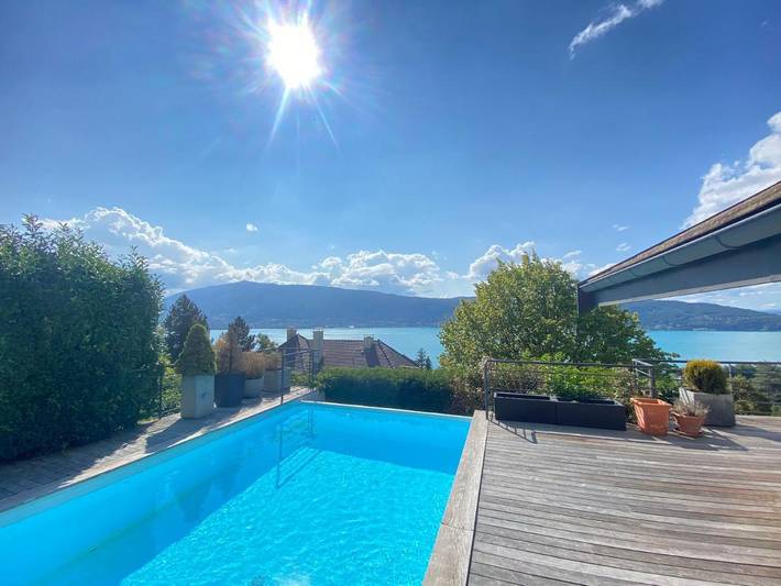 Villa pour 8 personnes, avec vue et vue sur le lac ainsi que jardin et piscine, animaux acceptés à Veyrier-du-Lac - 4
