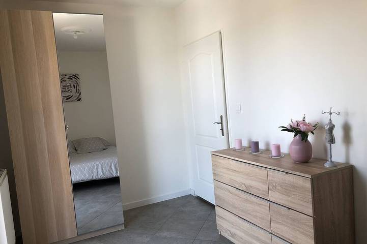 Gîte pour 4 personnes, avec Terrasse à Le Petit-Quevilly