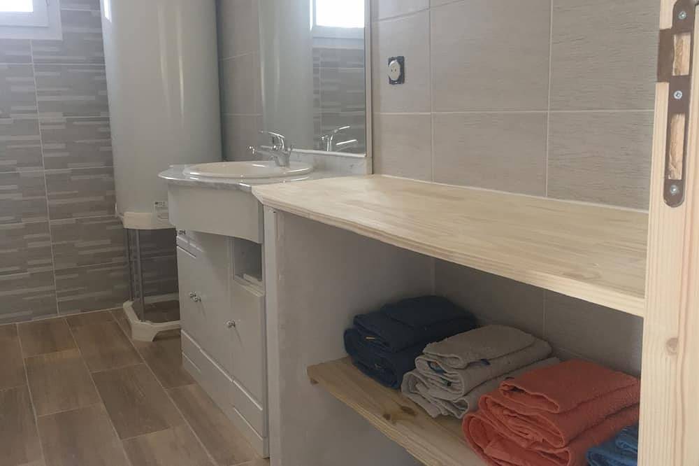 Maison à 15 Minutes des Plages in Beauvoir-sur-Mer, Vandea