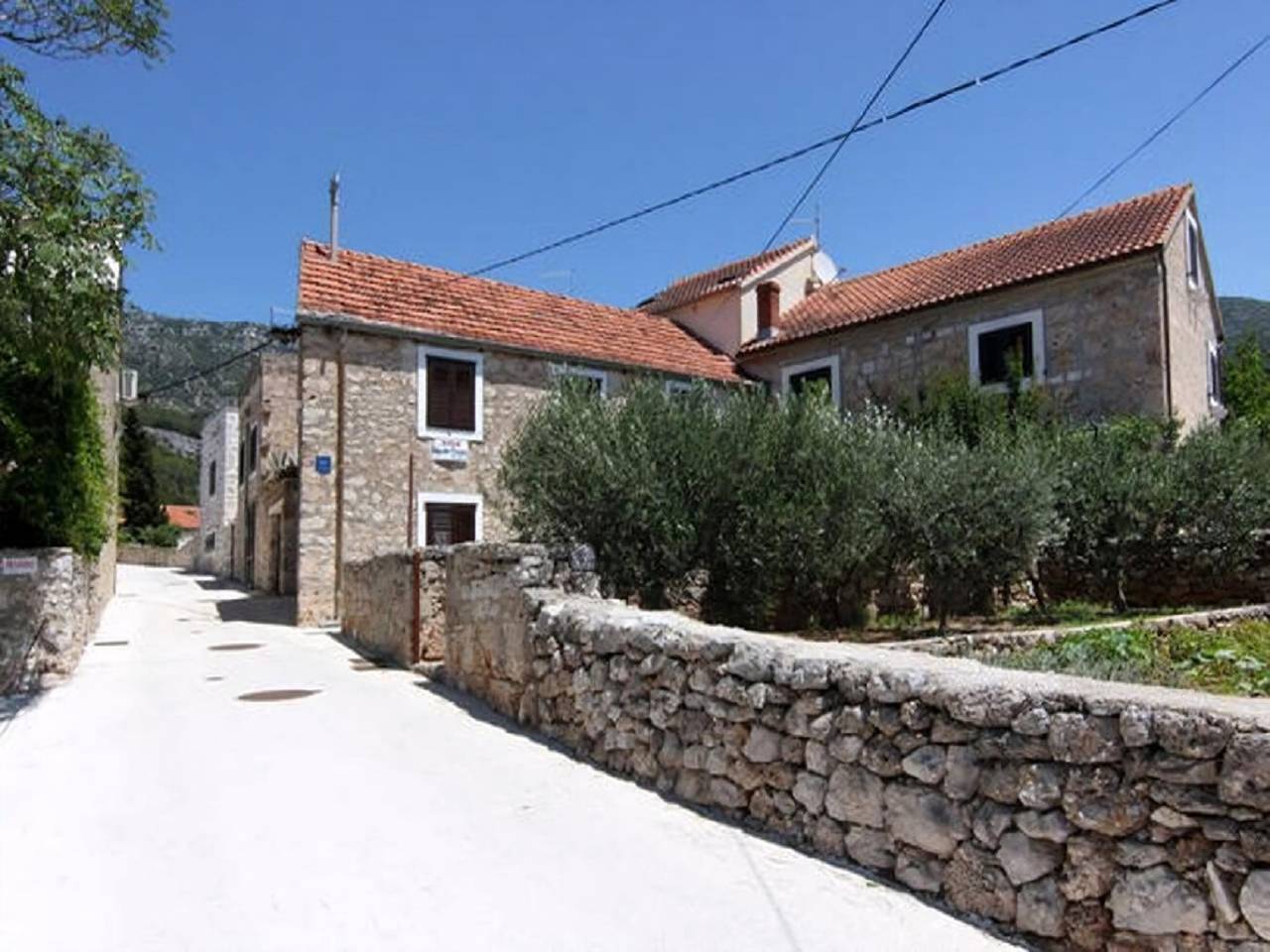 Cijeli studio, Apartments Matej in Bol otok Brač, Bol