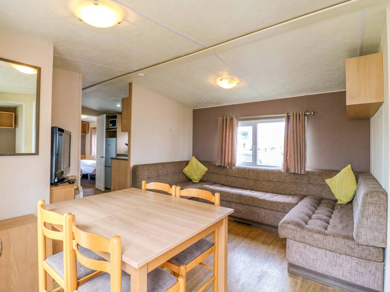 Caravan 102 seawick in St Osyth, Essex