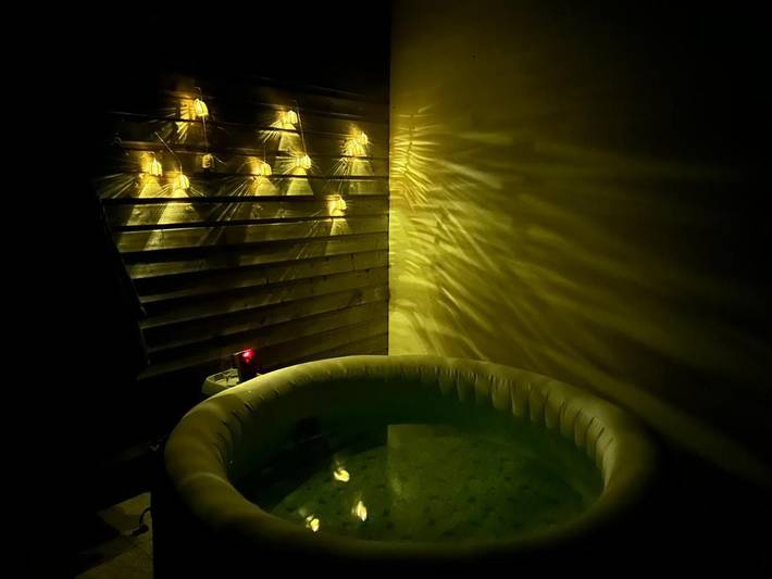 Maison de vacances pour 4 personnes, avec Jacuzzi et Terrasse