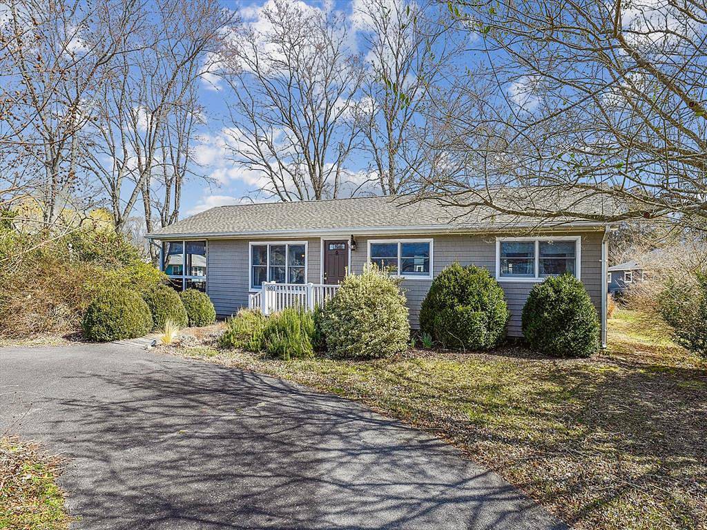 601 Paget Ct. in Sea Colony, Bethany Beach