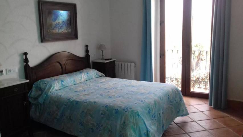 Casa rural para 3 personas, con Terraza y Jardín además de Piscina y Vistas en Constantina - 3
