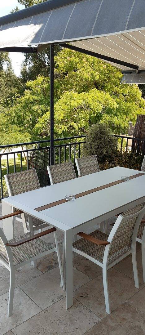 Gîte pour 8 personnes, avec jardin ainsi que piscine et terrasse à Prudhomat - 4