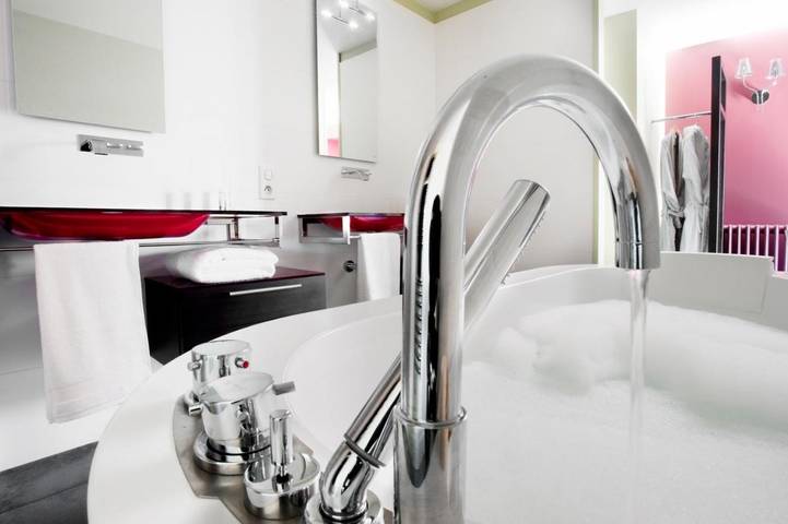 Hôtel pour 2 personnes, avec jardin et vue à Legé - 4