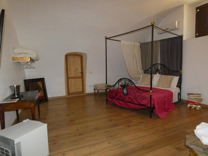 B&b per 2 persone, con Idromassaggio e Giardino nonché Piscina e Sauna a Monte Sant'Angelo