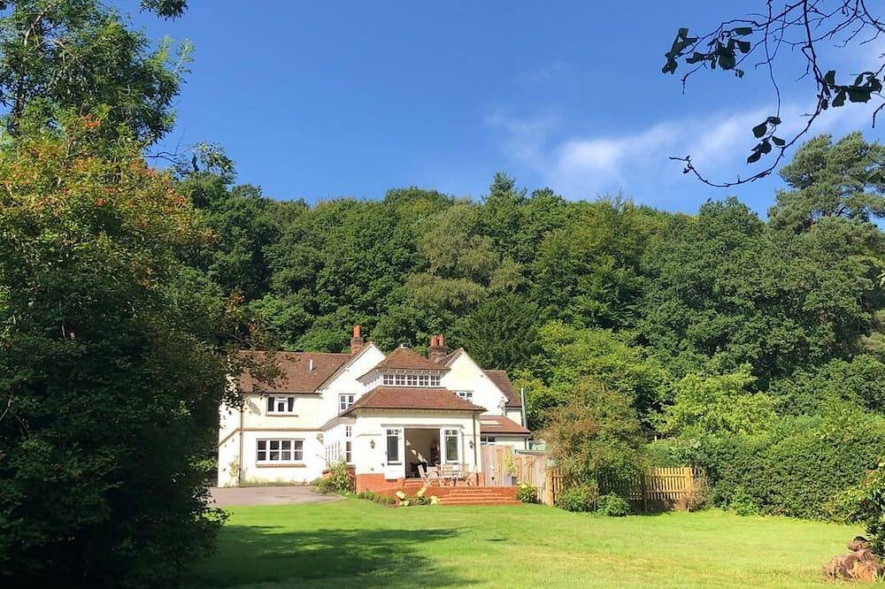 Woodhill Cottage, Holmbury St Mary in Shere, Guildford