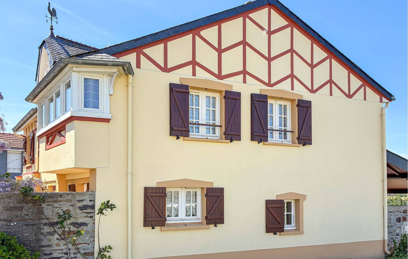 Acogedor apartamento de 85 m² con jardín, wifi y a 1,5 km de la playa in Barneville-Carteret, Côte de la Déroute