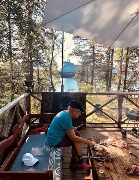 Here you live right on the beach! in Stockholms skärgård
