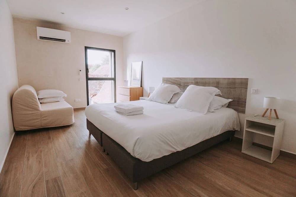 Ferienhaus-Premium-Ensuite mit Dusche-Gartenblick-5 étoiles - 4 épis in Saint-Germain-des-Champs, Naturpark Morvan