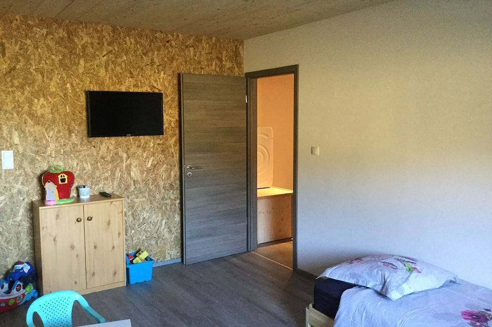 Gîte \"Au cœur du Creux\" 12 pers dans le Haut-Doubs tout confort in Pays de Pontarlier, Jura Francais
