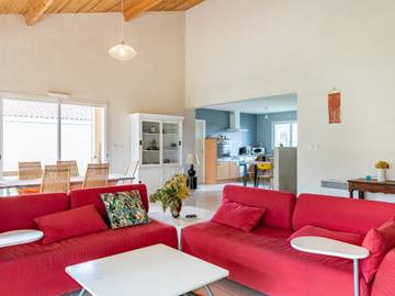 Location de vacances pour 8 personnes, avec terrasse dans Biscarrosse (bourg)