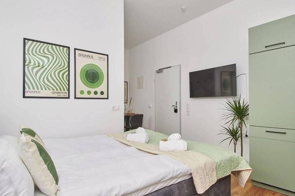 Ganze Wohnung, Homeme 8 | Netflix | Küche | Parkplatz | Smart Tv in Bad Oeynhausen, Wiehengebirge