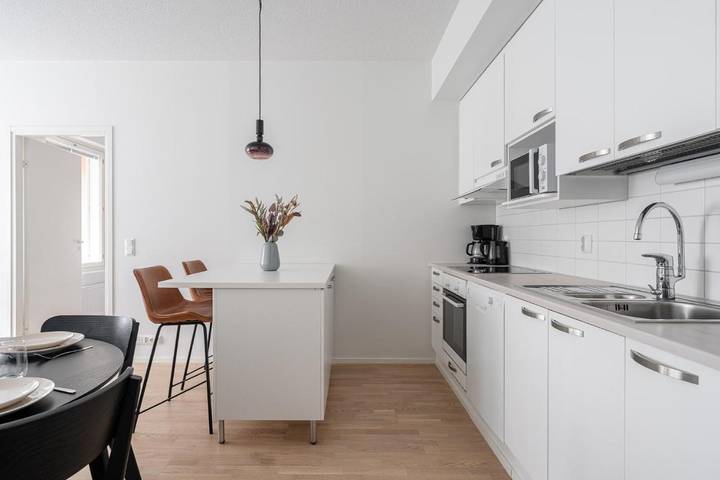 Gîte pour 4 personnes, avec balcon ainsi que sauna et vue, animaux acceptés dans Tampere - 2