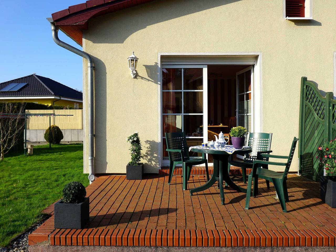 Ganze Ferienwohnung, Ferienhaus Strandstraße - Ferienwohnung Morgensonne in Zinnowitz, Usedomer Norden