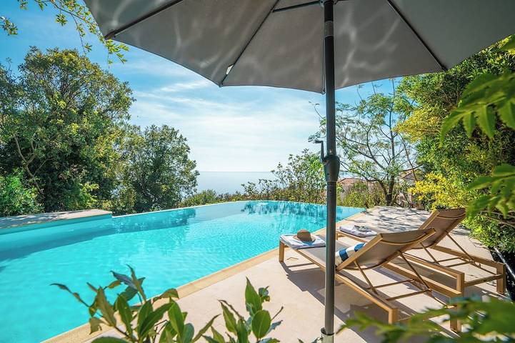 Ferienhaus für 10 Personen, mit Balkon und Garten in Montenegro
