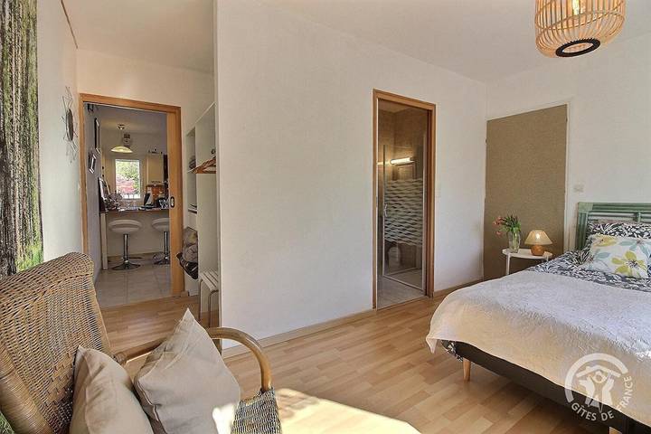 Location de vacances pour 2 personnes, avec jardin, animaux acceptés à Lanvollon - 4