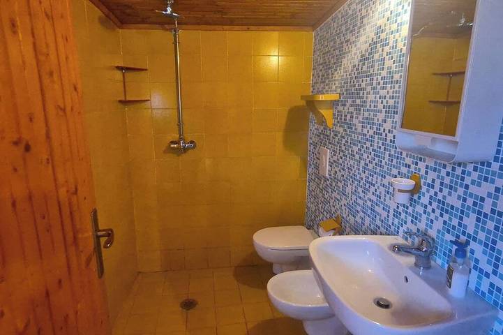 Hütte für 4 Personen, mit Terrasse und Garten, mit Haustier am Comer See - 2