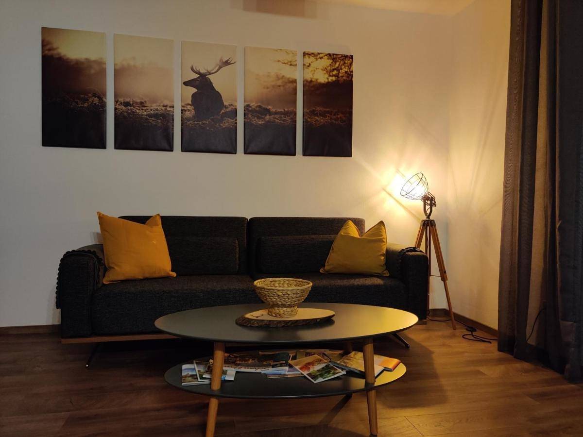 Ganze Wohnung, Apartment with Terrace in Tittmoning, Rupertiwinkel