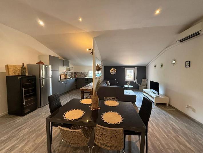 Gîte pour 4 personnes à Aigues-Vives - 2