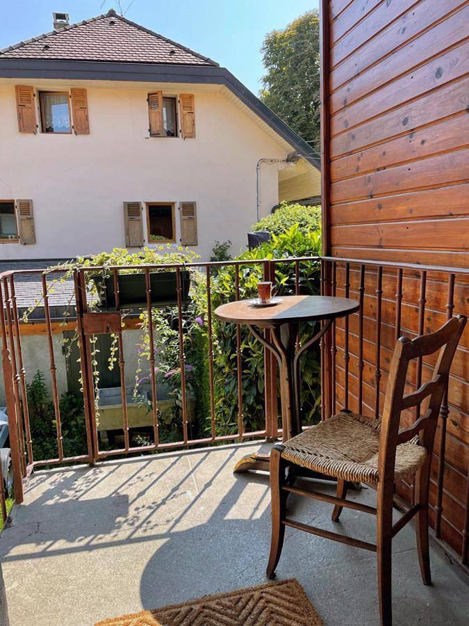 Chambres d'hôtes avec entrée privative au calme dans maison de village au-villard in Saint-Jorioz, Parc naturel régional du Massif des Bauges