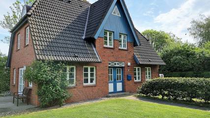 Ferienhaus für 4 Personen, mit Garten, mit Haustier in Alkersum