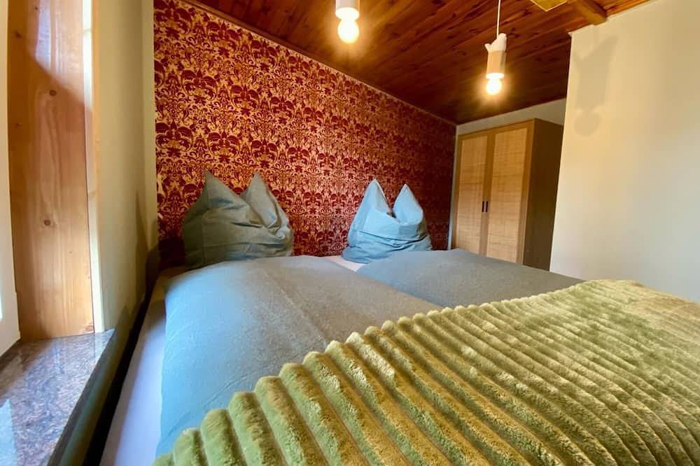 Ferienhaus „Schlupfwinkel“, kostenloser Parkplatz, Vollausstattung in Ilmenau, Thüringer Kernland