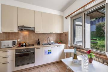 Ferienwohnung für 6 Personen in Piazzogna, Gambarogno, Bild 2