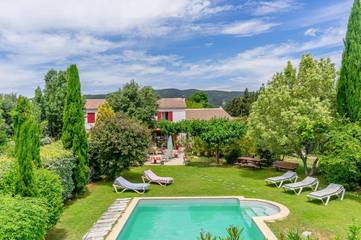 Maison d’hôte pour 2 personnes, avec jardin ainsi que piscine et terrasse à Lauris