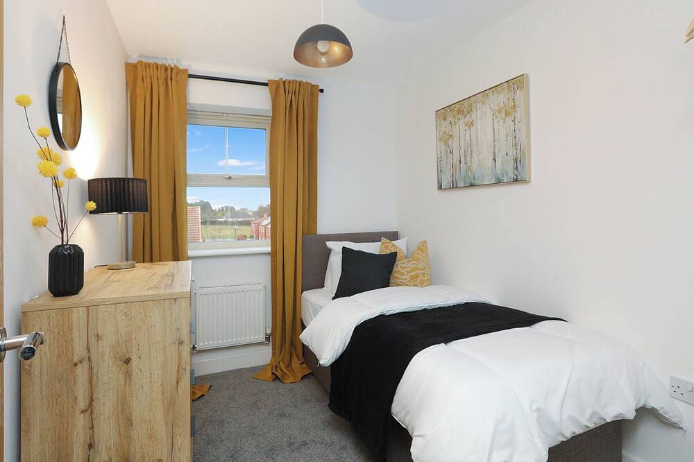 Spacious home for families and groups in Nottingham, East Midlands