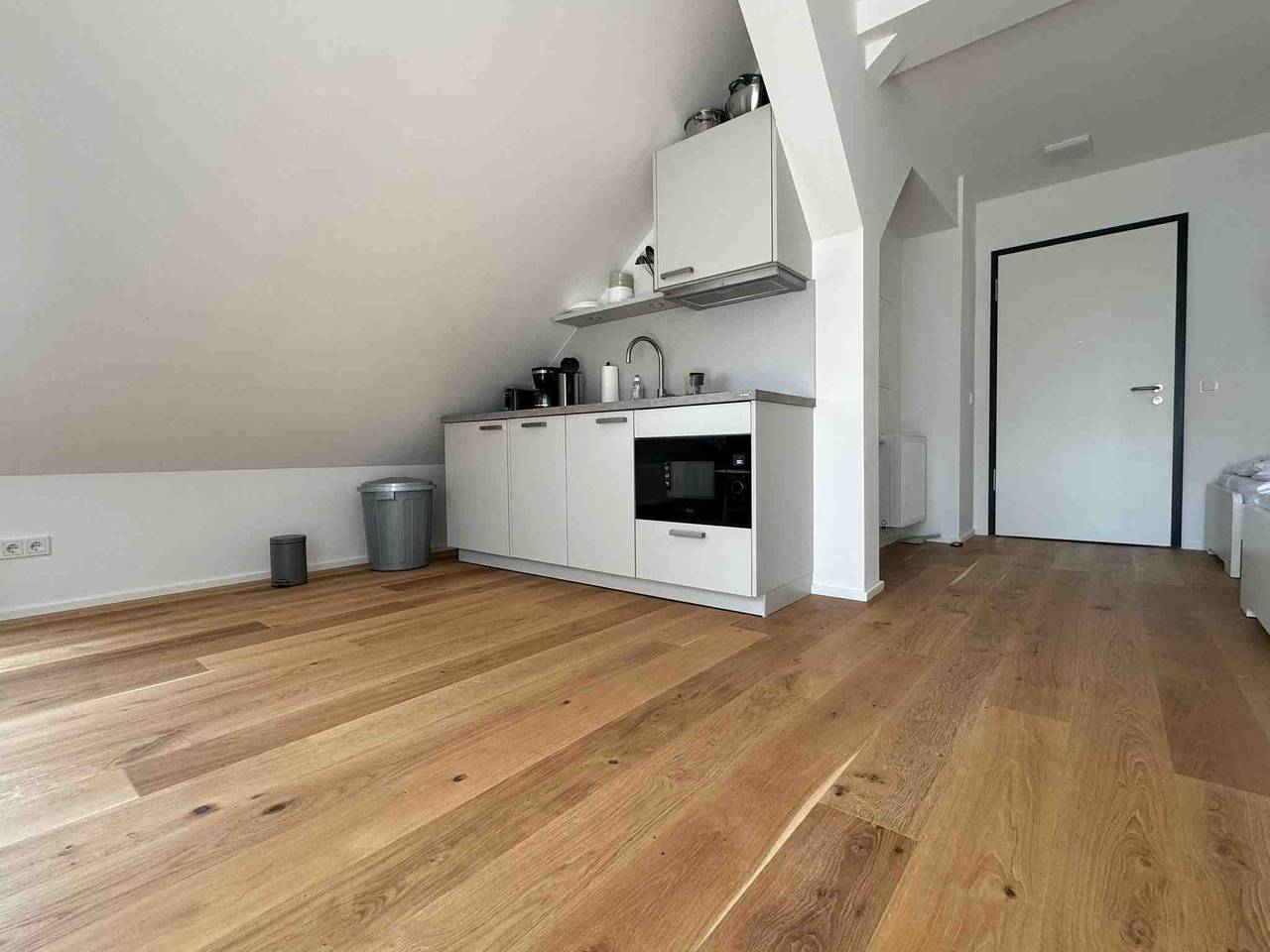 Ganze Ferienwohnung, Am11I4 Moderne Monteurwohnung in Amberg, Ostbayern