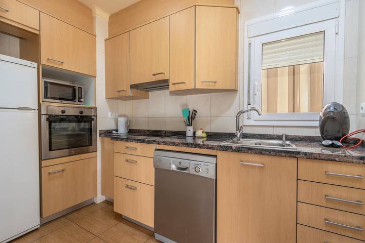 Hel lejlighed, Cal Benet de Camarassa 3 – Piso céntrico con 3 habitaciones y ascensor in Camarasa, Noguera