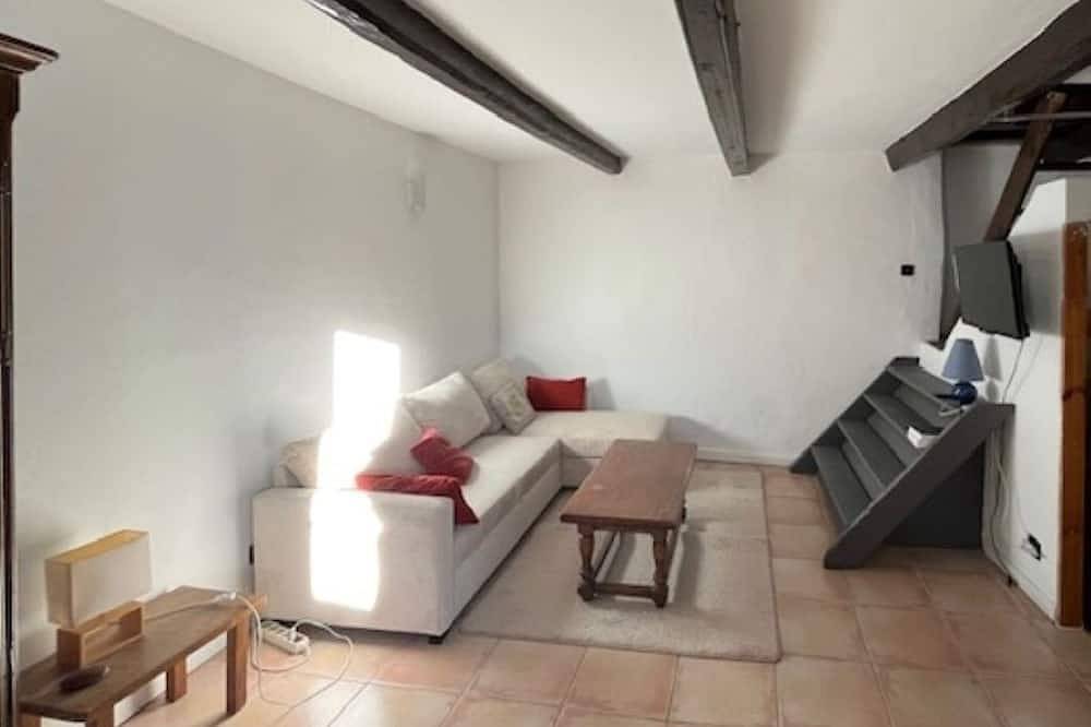 Village house in the heart of the historic village: Quiet location! in Tende, Mittelmeerküste (Frankreich)