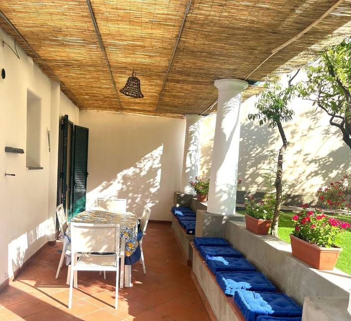 B&b per 6 persone, con giardino e balcone a Anacapri