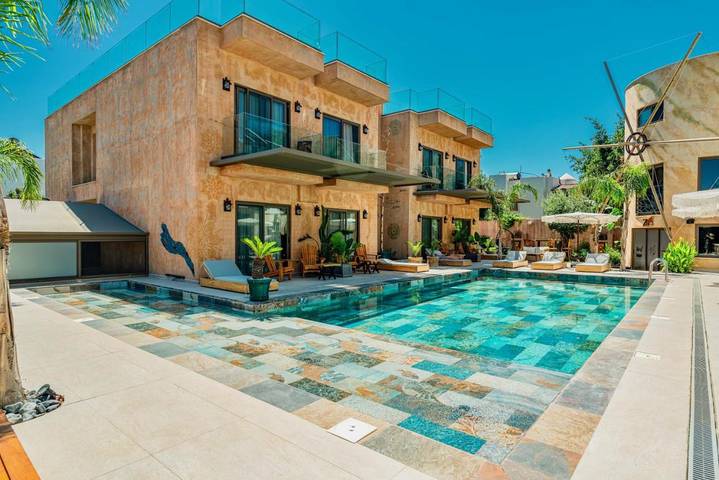 Hôtel pour 2 personnes, avec jardin ainsi que piscine et sauna à Bodrum