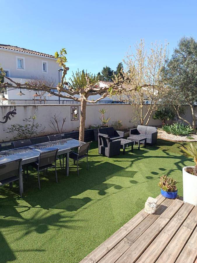 Location de vacances pour 7 personnes, avec jardin et piscine à Vestric-et-Candiac - 2