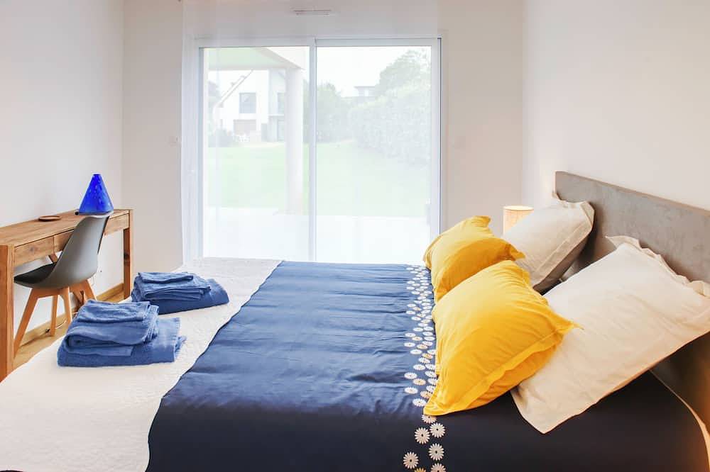 Entire apartment, - Stagadon - in Landéda, Brest region