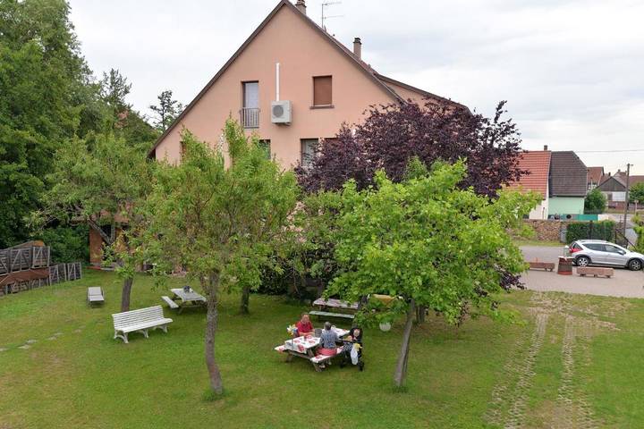 Location de vacances pour 4 personnes, avec vue ainsi que sauna et jardin à Bergheim - 2