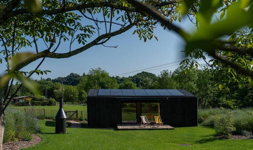 Location de vacances pour 2 personnes, avec Terrasse et Jacuzzi ainsi que Jardin et Vue à Arette